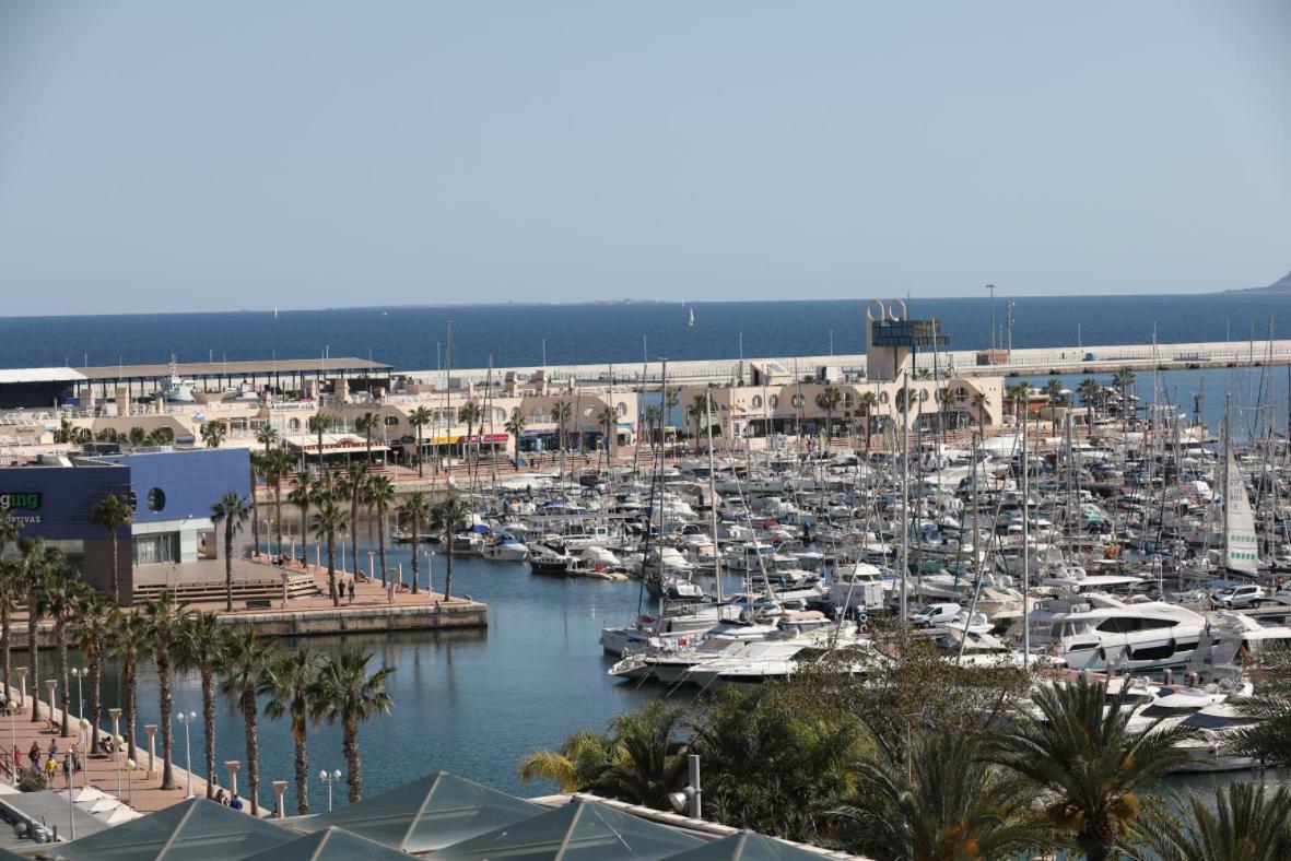 Cozy Apartment City Hall Alicante Exterior foto